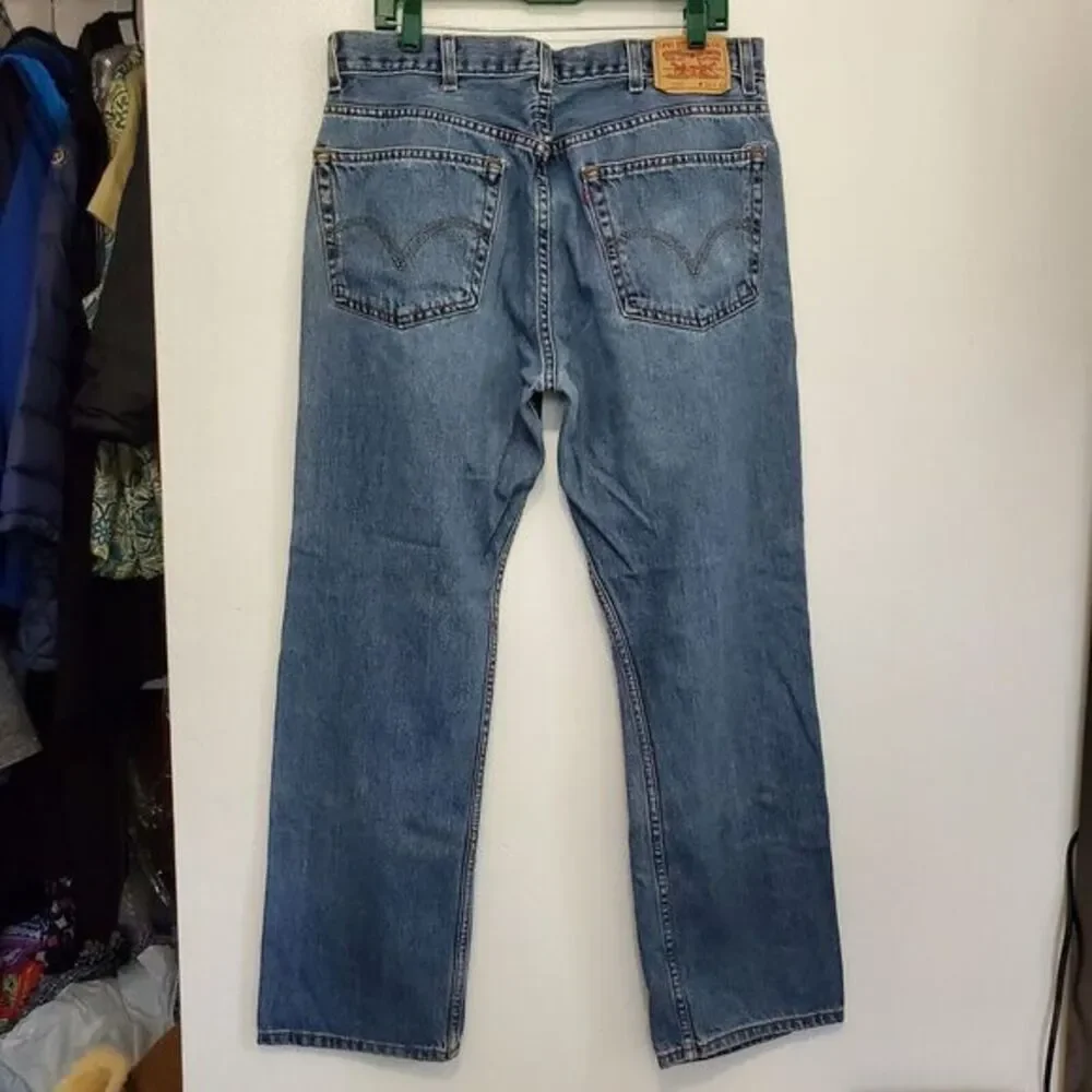 Levi's 505 Regular Fit Men's Jeans Blue‎ Size 38x32 (34x31) Medium Wash